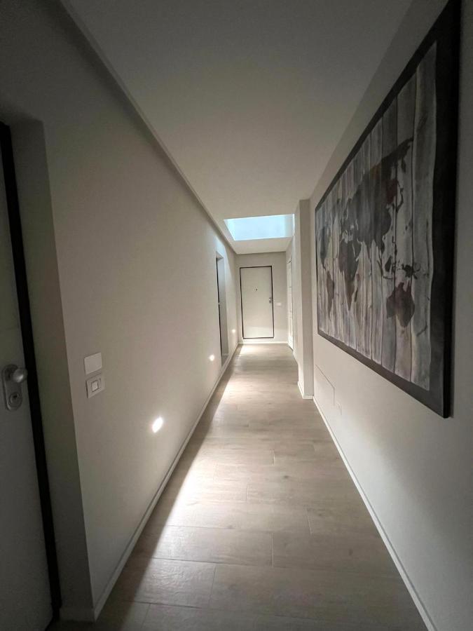 Casa Dante: Oneglia Centro-Marina-Spiagge Apartment อิมเปรีอา ภายนอก รูปภาพ