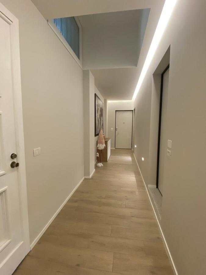 Casa Dante: Oneglia Centro-Marina-Spiagge Apartment อิมเปรีอา ภายนอก รูปภาพ